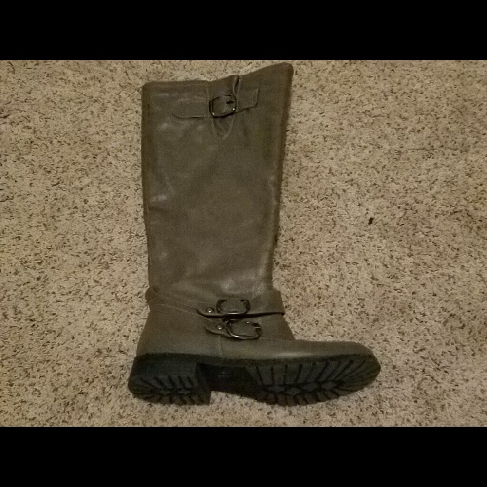 Tan boots